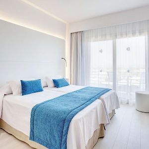 Zimmer mit zwei Einzelbetten